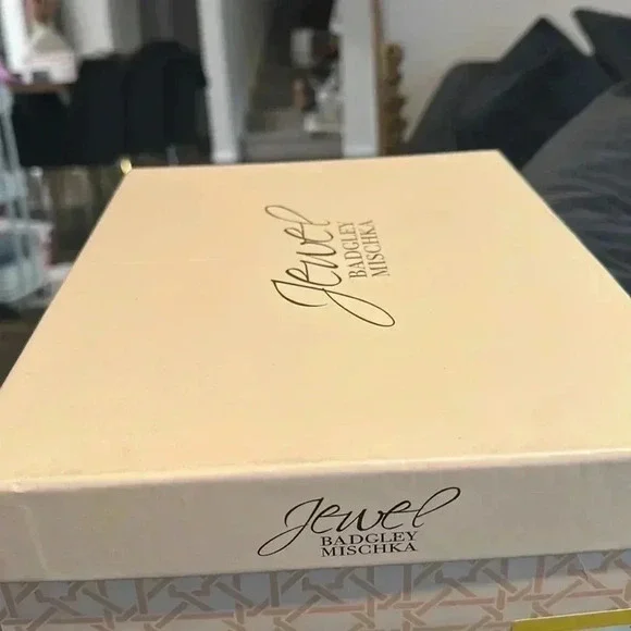 NWT JEWEL BADGLEY‎ MISCHKA JOANNE HEELS
